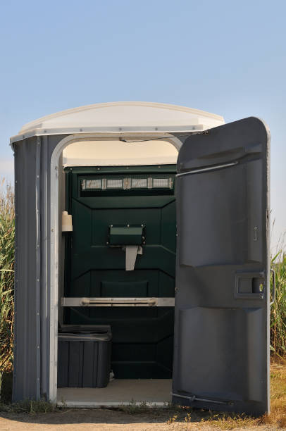 Best Emergency porta potty rental  in Hemet, CA